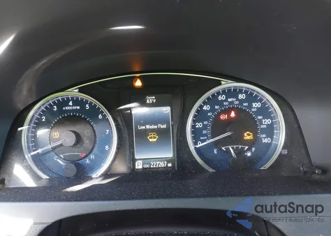 2017 Toyota Camry Xle z USA, uszkodzony, nr VIN 4T1BF1FK4HU663867